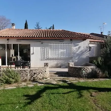 La Maison Du Soleil & Du Sourire Holiday home Nimes